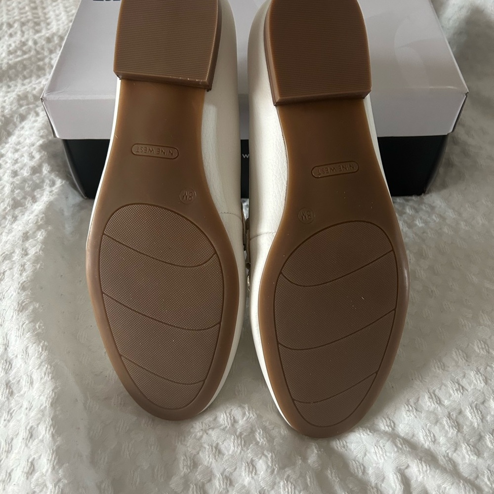 Nine West White and Gold Loafers with Chain Detail - Picture 2 of 5